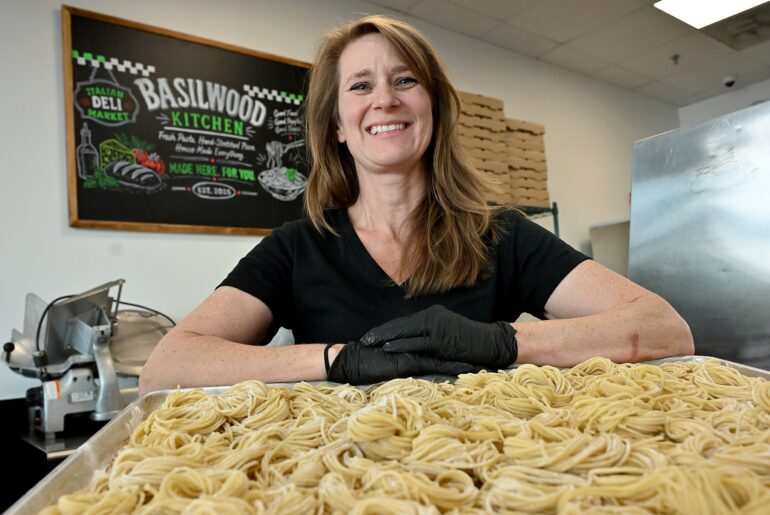 Basilwood Kitchen opens in Edgewater
