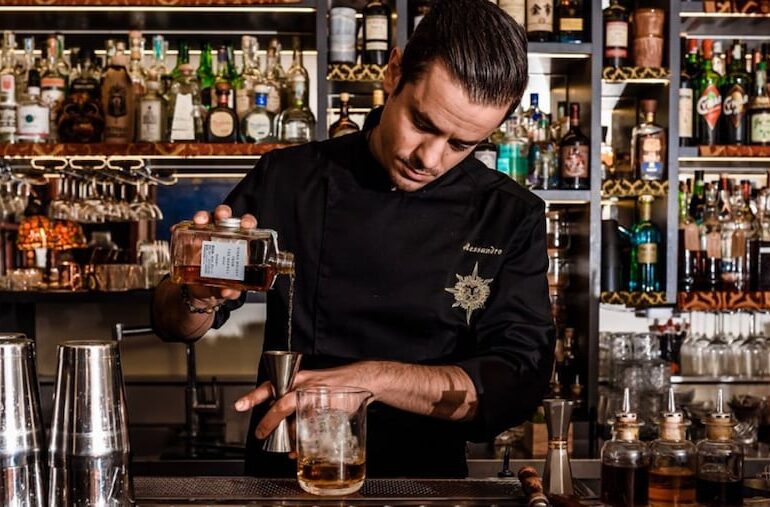 Venice, the capital of the aperitif, from historic bacari to signature cocktail bars