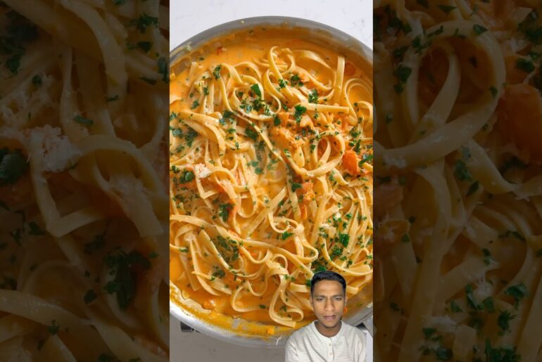 Creamy Tomato Pasta Recipe 🍝 | Easy & Cheesy Italian Pasta #shorts #asmr #cooking #reaction